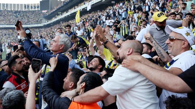 2024-06-02t165006z-258872547-up1ek621argc4-rtrmadp-3-soccer-turkey-fen-mourinho.jpg