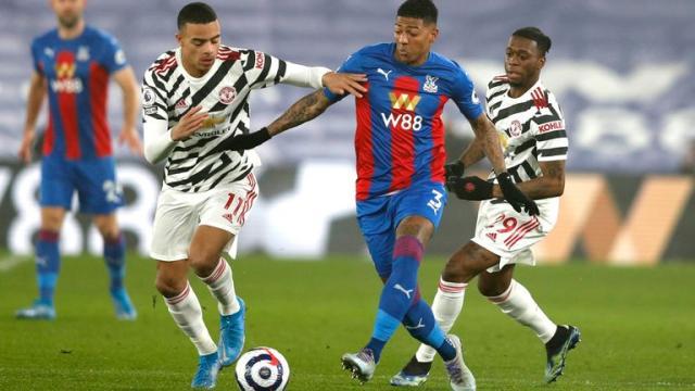 1614827698167034113.jpg skysports-mason-greenwood-patrick-van-aanholt_5291873.jpg